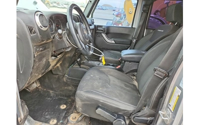 Jeep Wrangler UNLIMITED RUBICON - автомобили, коли, обяви за нови и употребявани 6