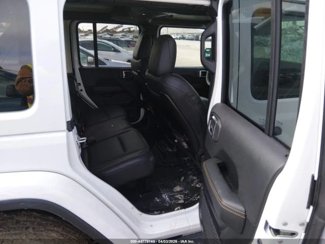 Jeep Wrangler SAHARA 4X4* КОЖА* ГОЛЯМА НАВИГАЦИЯ - автомобили, коли, обяви за нови и употребявани 7
