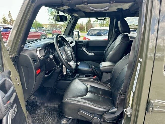 Jeep Wrangler Unlimited Rubicon 4WD - автомобили, коли, обяви за нови и употребявани 5