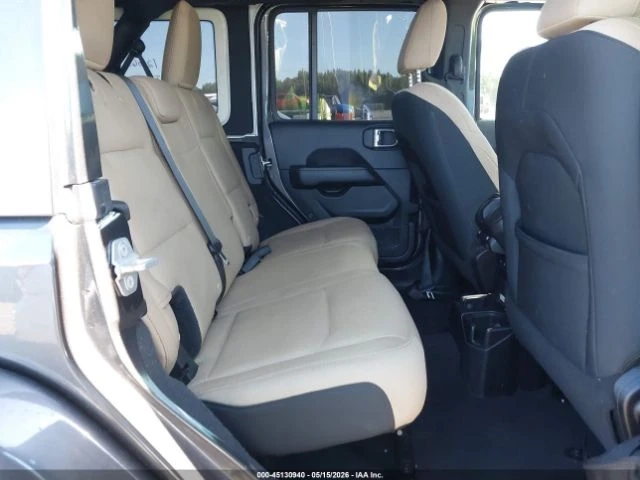 Jeep Wrangler Unlimited Sahara 4x4 - автомобили, коли, обяви за нови и употребявани 10