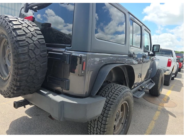 Jeep Wrangler Unlimited Sport - автомобили, коли, обяви за нови и употребявани 3