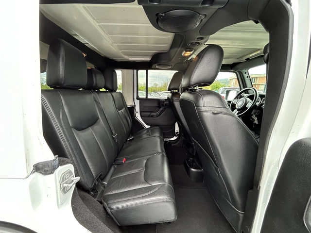 Jeep Wrangler UNLIMITED SAHARA* 2.8 CRD* AUT* ALPINE - автомобили, коли, обяви за нови и употребявани 12