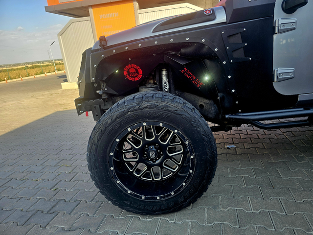 Jeep Wrangler RUBICON - автомобили, коли, обяви за нови и употребявани 6