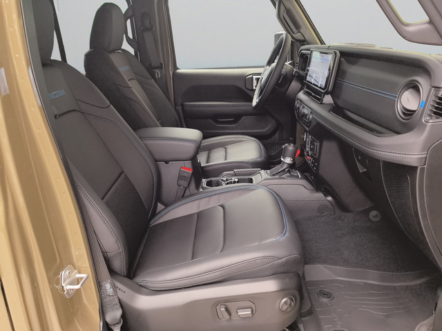 Jeep Wrangler Rubicon 2.0 PHEV AT8 AWD - автомобили, коли, обяви за нови и употребявани 13