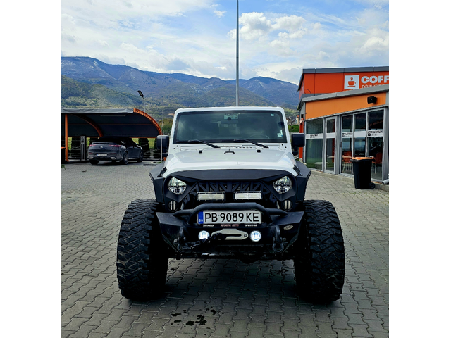Jeep Wrangler RUBICON SUPERCHARGER - автомобили, коли, обяви за нови и употребявани 0