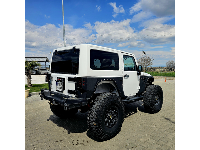 Jeep Wrangler RUBICON SUPERCHARGER - автомобили, коли, обяви за нови и употребявани 3