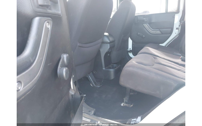 Jeep WRANGLER UNLIMITED 3.6L V-6 DOHC, VVT, 285HP 4X4 Drive - автомобили, коли, обяви за нови и употребявани 7