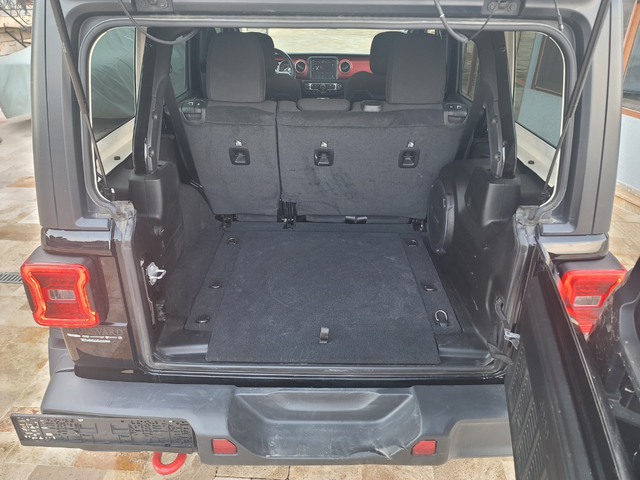 Jeep Wrangler Unlimited Rubicon 3.6 Trail Rated - автомобили, коли, обяви за нови и употребявани 8