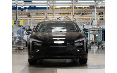 jmev-eveasy-blk-165-kw-221-k-s-lux - 1