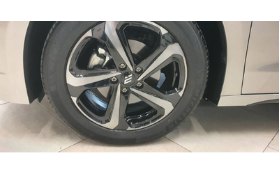 jmev-eveasy-limo-118-kw-158-k-s-lux - 4