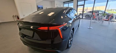jmev-eveasy-limo-56-31-kwh-224-ks-electric-prodaden - 3