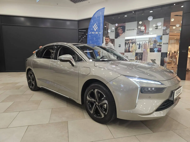 JMEV EVeasy Limo 60 kWh (218 кс) Electric - автомобили, коли, обяви за нови и употребявани 5