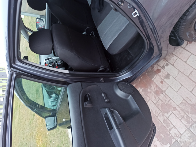 KIA - автомобили, коли, обяви за нови и употребявани 14