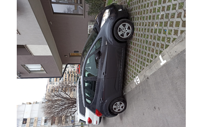 KIA - автомобили, коли, обяви за нови и употребявани 9