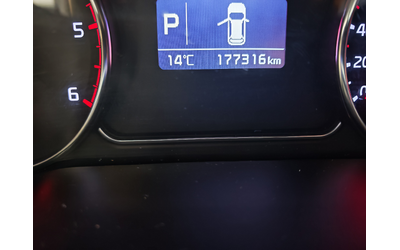 Kia Carens 1.7CRDI-АВТОМАТИК - автомобили, коли, обяви за нови и употребявани 13