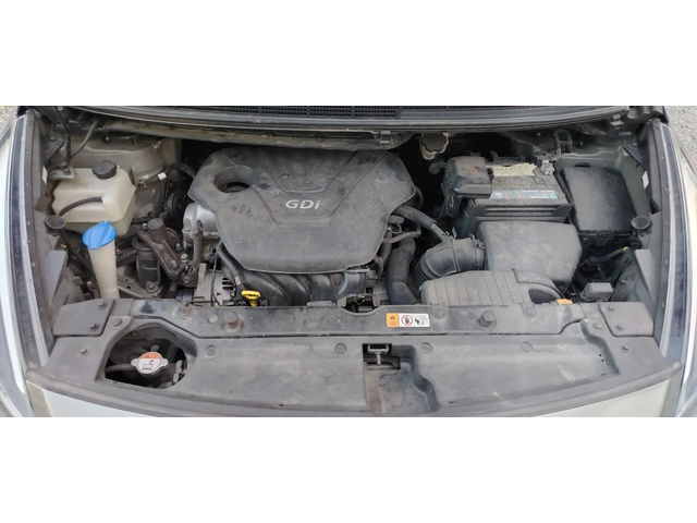 Kia Carens 1.6i-135к.с/НАВИГАЦИЯ/КЛИМАТРОНИК/ПАНОРАМА!!! - автомобили, коли, обяви за нови и употребявани 16