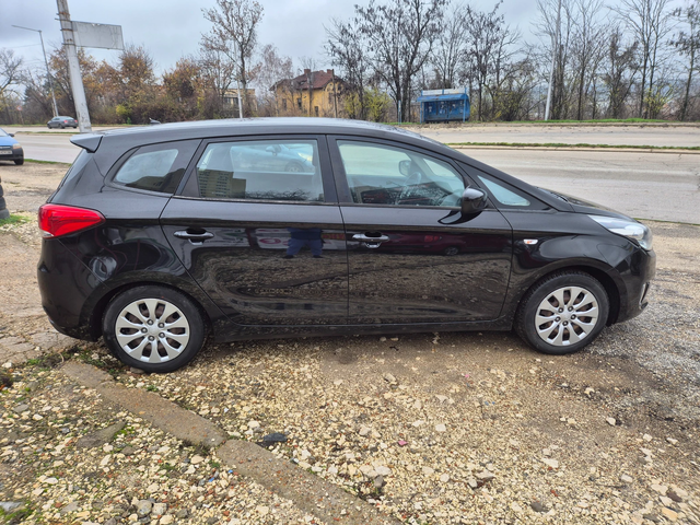 Kia Carens 1.7 CRDI, 7mesta - автомобили, коли, обяви за нови и употребявани 7