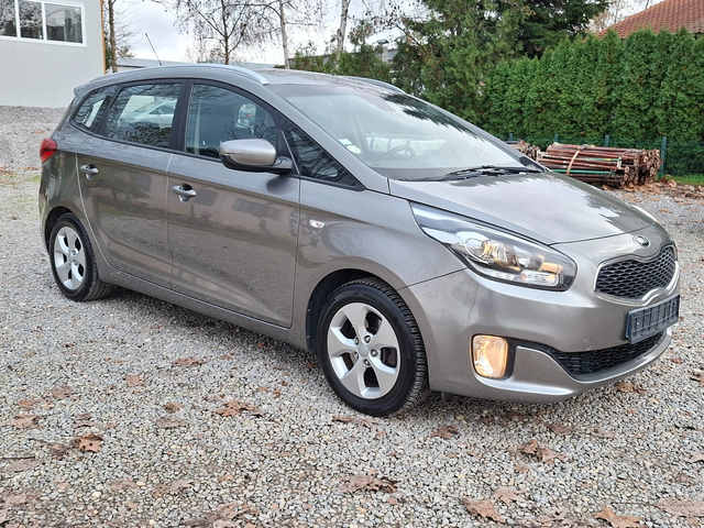 Kia Carens 1.7CRDi 6ск. 7места STYLE EDITION - автомобили, коли, обяви за нови и употребявани 2