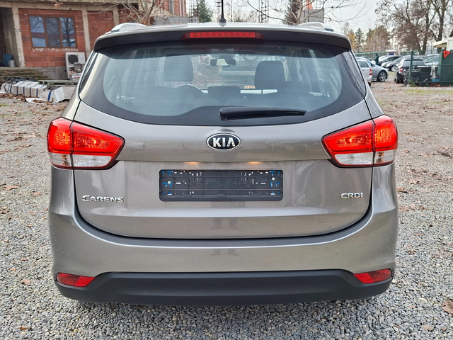 Kia Carens 1.7CRDi 6ск. 7места STYLE EDITION - автомобили, коли, обяви за нови и употребявани 4