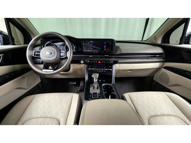 Kia Carnival 4th Generation 9-seater Prestige - автомобили, коли, обяви за нови и употребявани 6