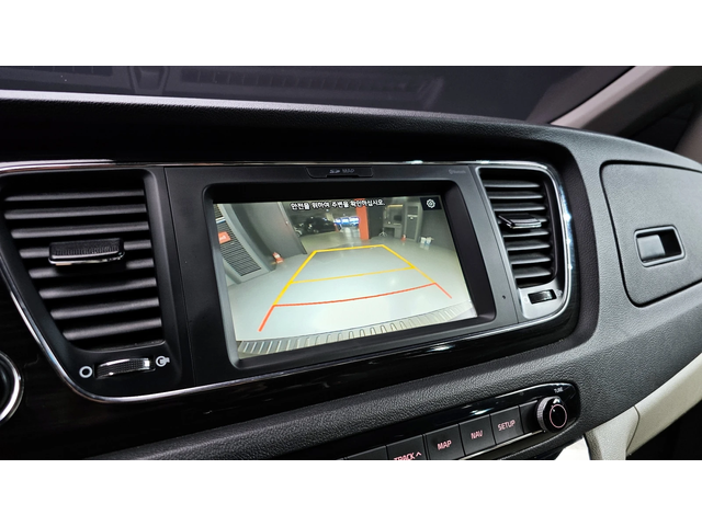 Kia Carnival The New 9-seater Prestige - автомобили, коли, обяви за нови и употребявани 16