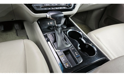 Kia Carnival The New 9-seater Prestige - автомобили, коли, обяви за нови и употребявани 8