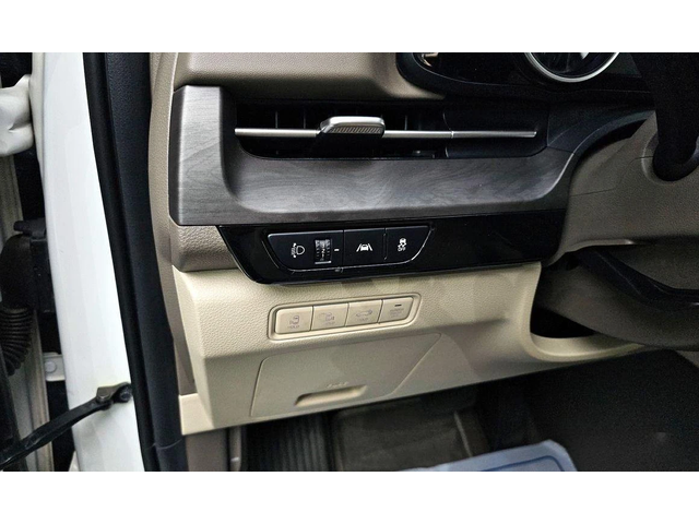 Kia Carnival 7-Seater Noblesse  * НАЙ-ДОБРА ЦЕНА В БЪЛГАРИЯ* - автомобили, коли, обяви за нови и употребявани 11