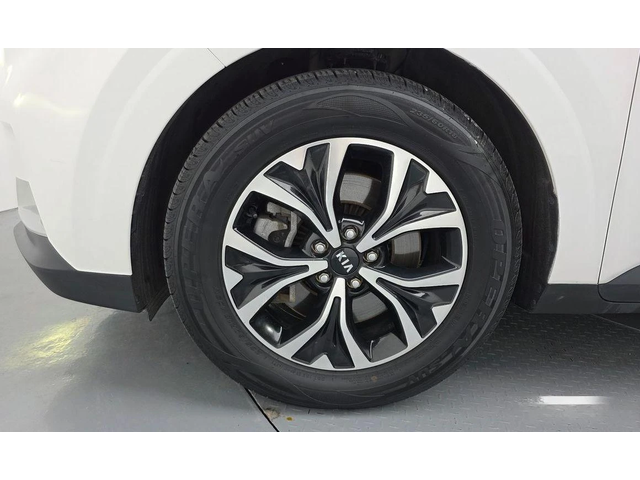 Kia Carnival - автомобили, коли, обяви за нови и употребявани 4