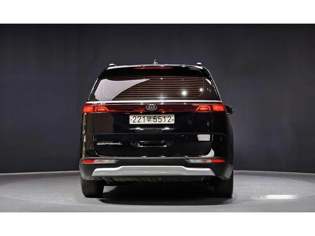 Kia Carnival - автомобили, коли, обяви за нови и употребявани 3