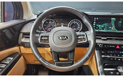 Kia Carnival - автомобили, коли, обяви за нови и употребявани 12