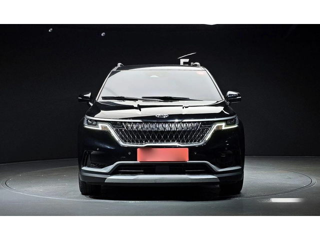 Kia Carnival - автомобили, коли, обяви за нови и употребявани 2