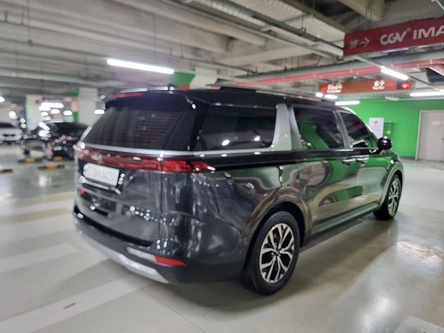 Kia Carnival - автомобили, коли, обяви за нови и употребявани 3