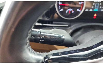 Kia Carnival - автомобили, коли, обяви за нови и употребявани 13