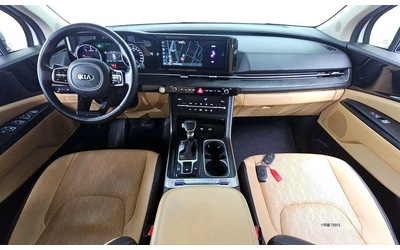 Kia Carnival - автомобили, коли, обяви за нови и употребявани 6