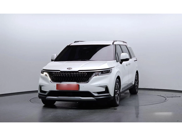 Kia Carnival - автомобили, коли, обяви за нови и употребявани 2