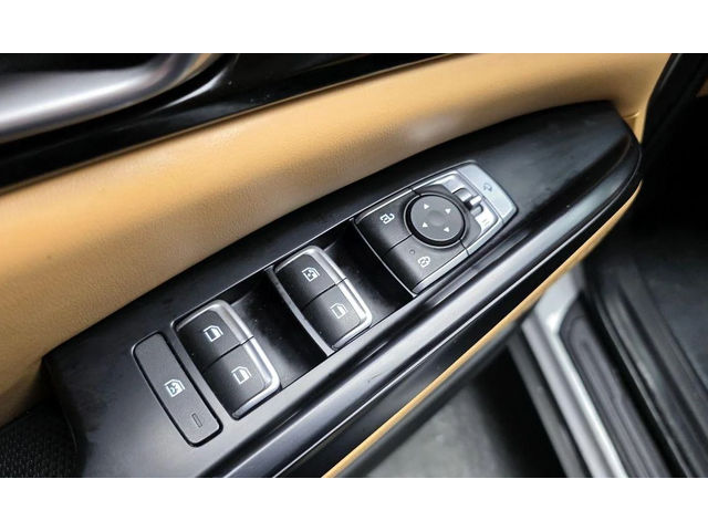 Kia Carnival - автомобили, коли, обяви за нови и употребявани 13