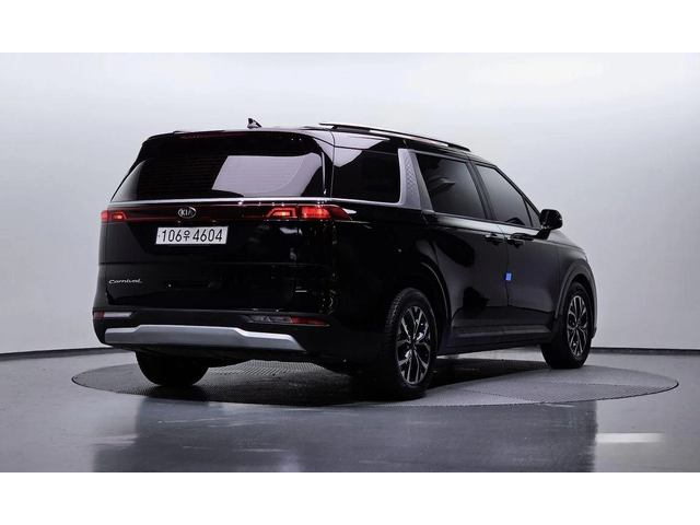 Kia Carnival - автомобили, коли, обяви за нови и употребявани 1
