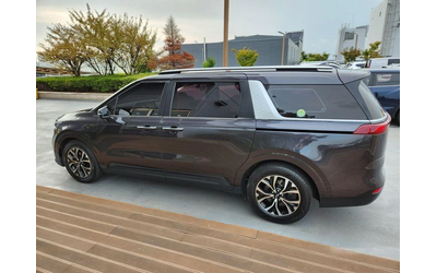 Kia Carnival - автомобили, коли, обяви за нови и употребявани 7