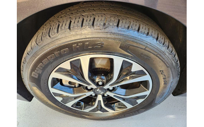 Kia Carnival - автомобили, коли, обяви за нови и употребявани 8