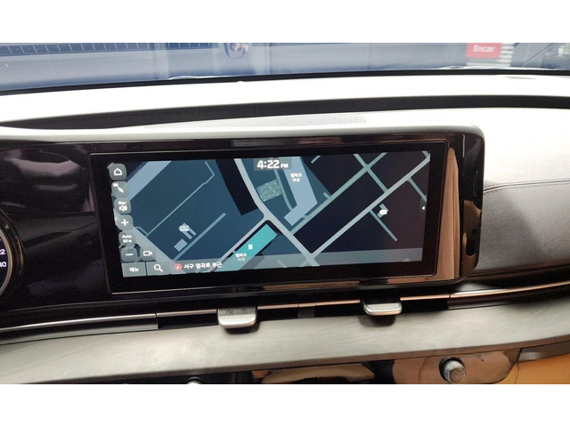 Kia Carnival - автомобили, коли, обяви за нови и употребявани 13