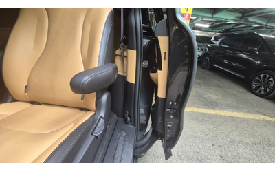 KIA Carnival - автомобили, коли, обяви за нови и употребявани 17