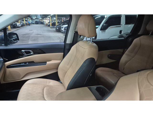 KIA Carnival - автомобили, коли, обяви за нови и употребявани 19