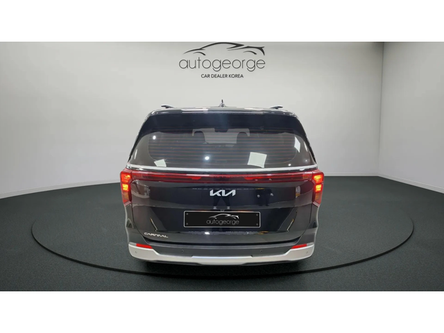 Kia Carnival 2.2 Diesel 9 Места autogeorge.com - автомобили, коли, обяви за нови и употребявани 3