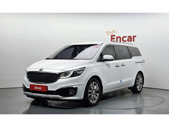 Kia Carnival 7-Seater Limousine Magic Space - автомобили, коли, обяви за нови и употребявани 0