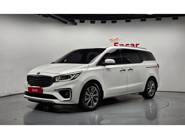 Kia Carnival 9-Seater Prestige - автомобили, коли, обяви за нови и употребявани 0