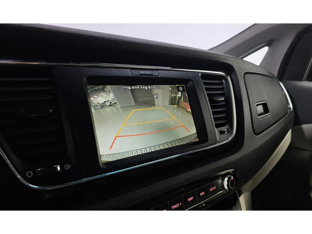 Kia Carnival 9-Seater Prestige - автомобили, коли, обяви за нови и употребявани 13