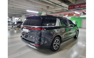 kia-carnival - 3
