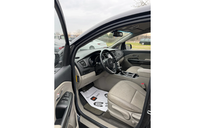 kia-carnival - 4