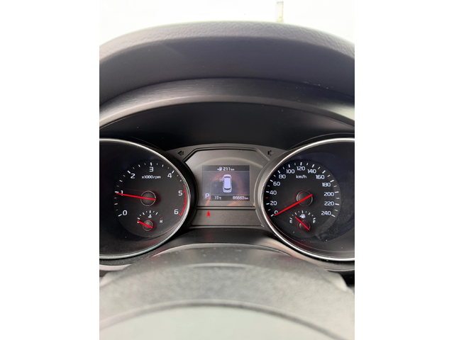 Kia Carnival НАЛИЧЕН* 8- МЕСТЕН* ТОП-ЦЕНА - автомобили, коли, обяви за нови и употребявани 5