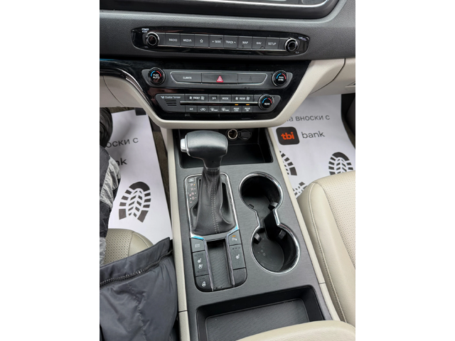 Kia Carnival НАЛИЧЕН* 8- МЕСТЕН* ТОП-ЦЕНА - автомобили, коли, обяви за нови и употребявани 7